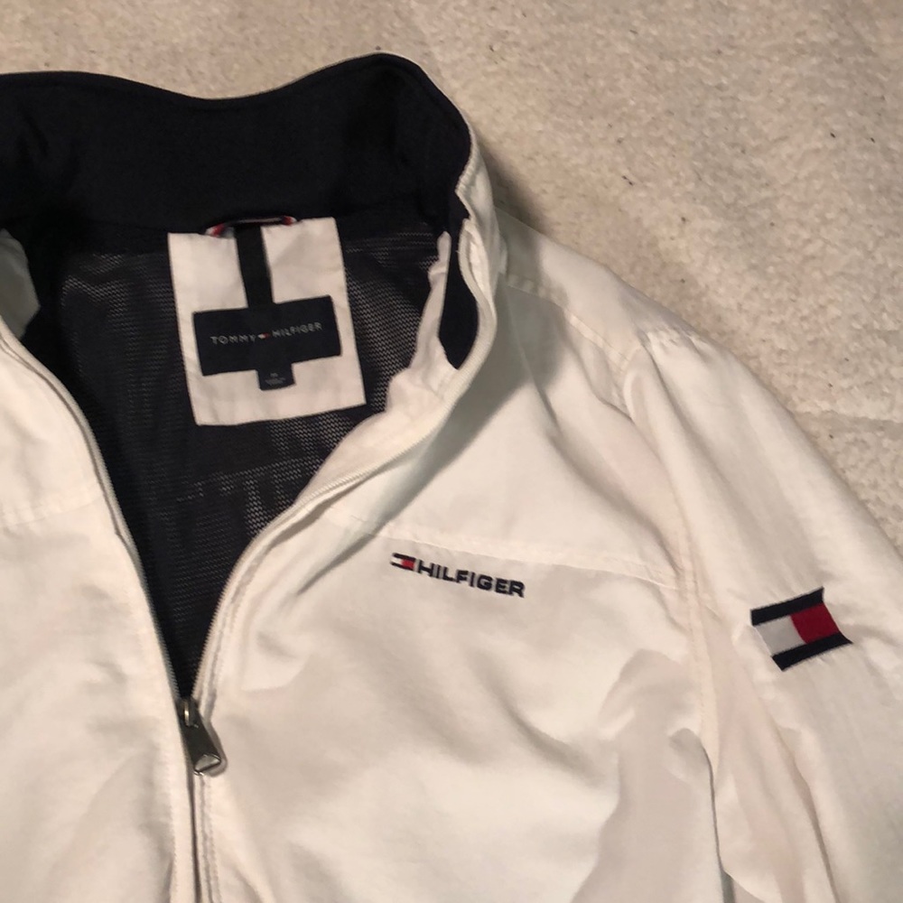 ⚡️White Tommy Hilfiger bomber jacket⚡️
